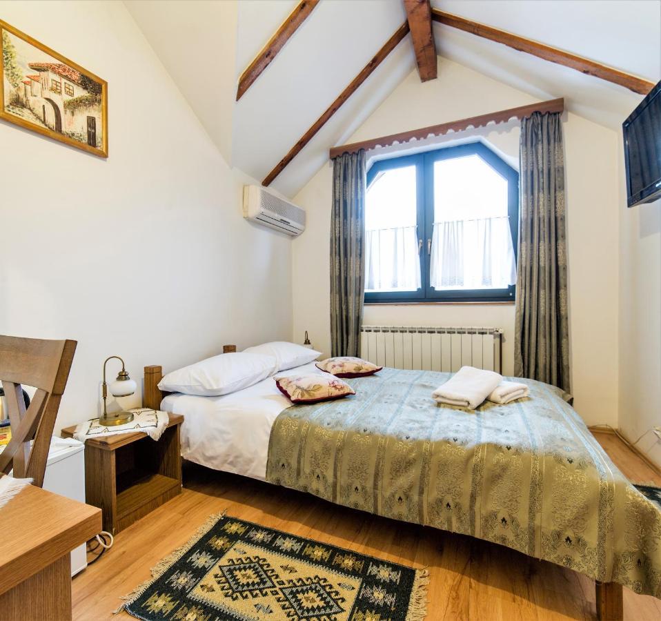Hotel Kandilj Sarajevo Bagian luar foto