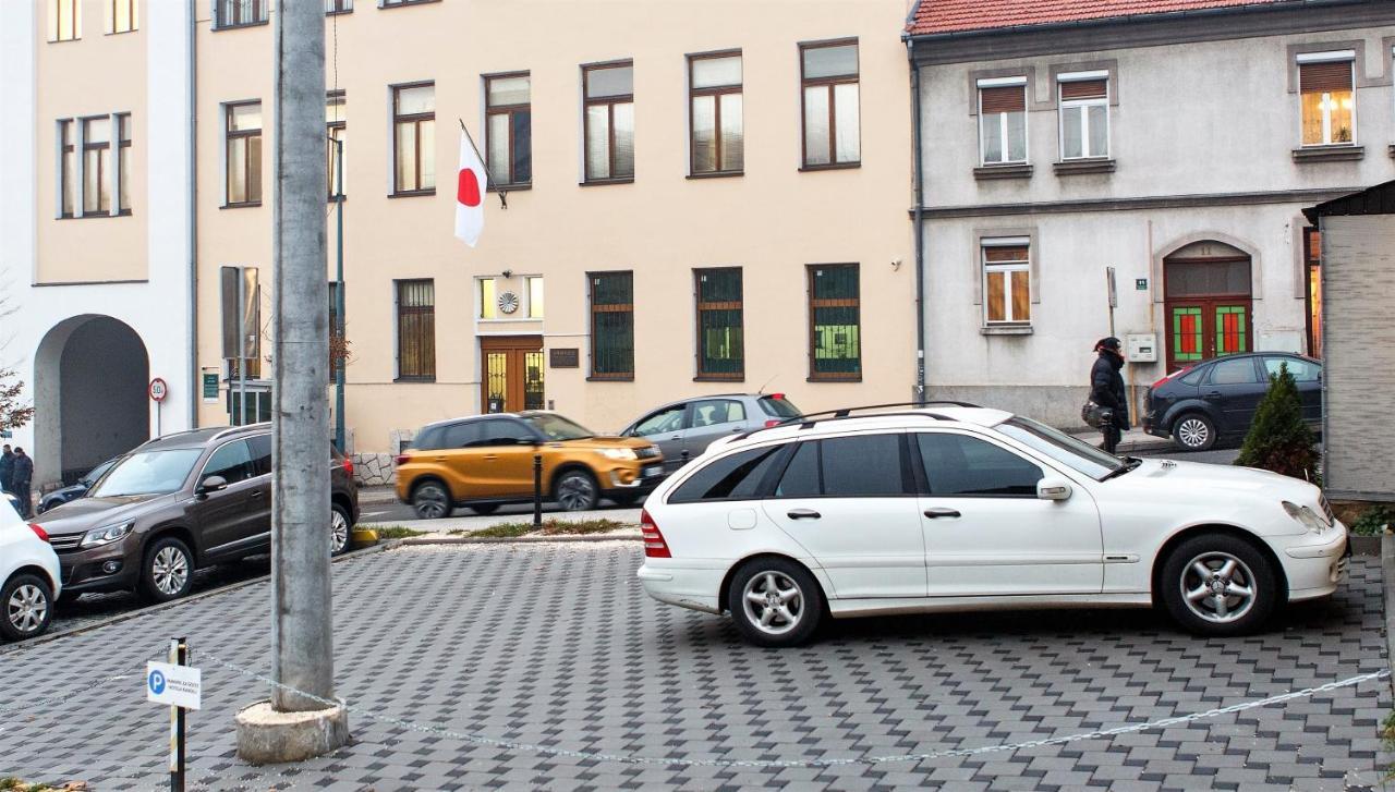 Hotel Kandilj Sarajevo Bagian luar foto